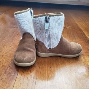 Ugg toddler boots